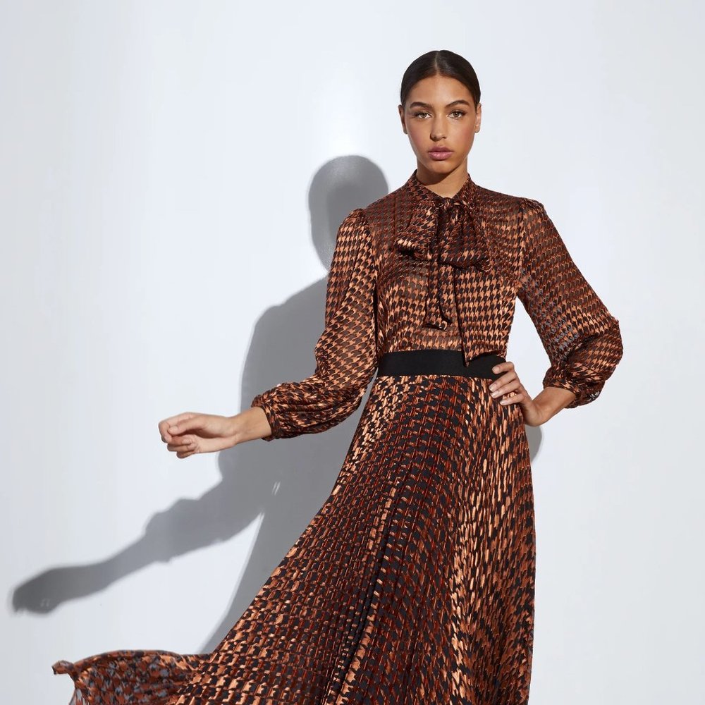 Alice + Olivia Lolita Houndstooth Tie Neck Blouse --NWT-- size S